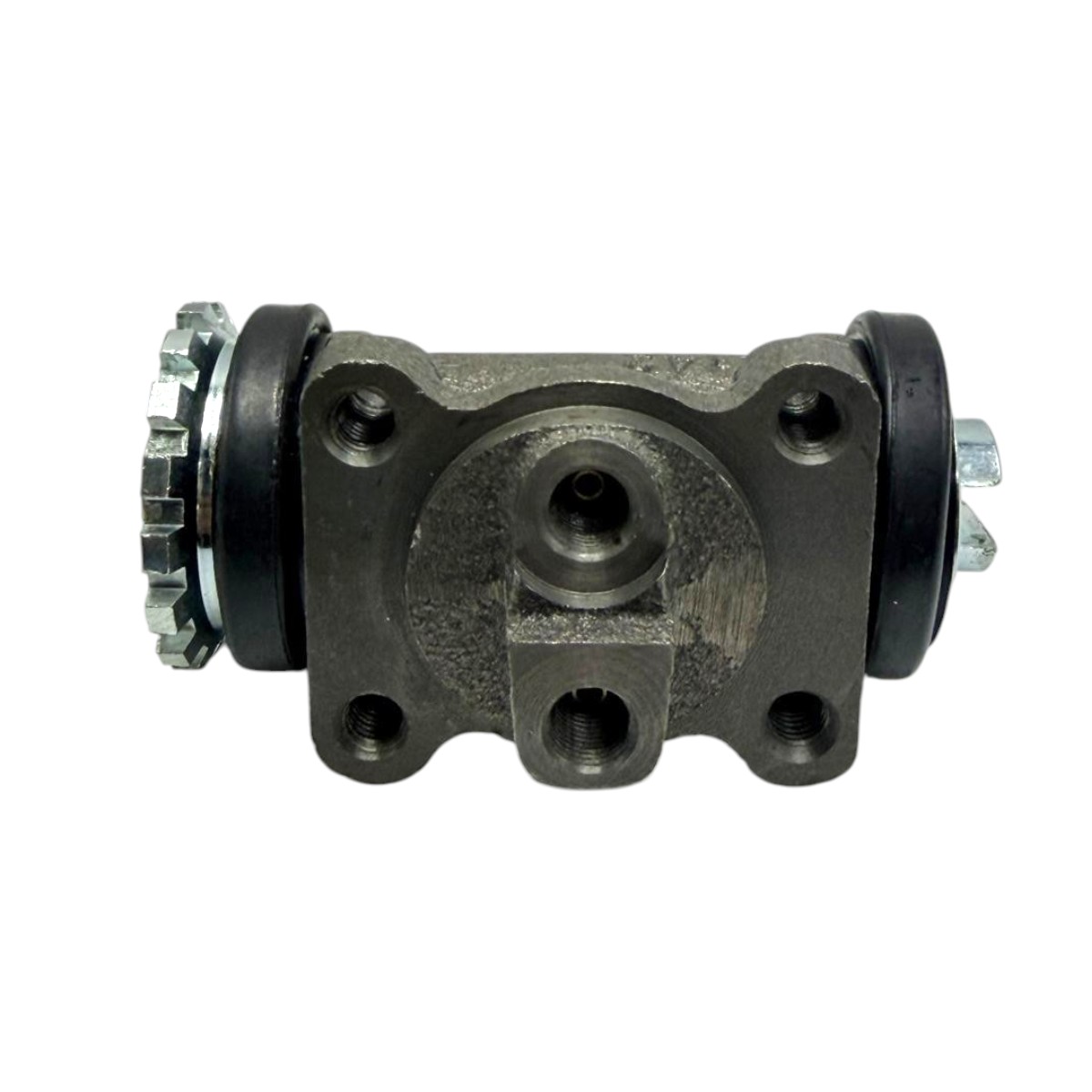 Cilindro Freno JAC 1040 Izquierdo con purgador 22,22 mm